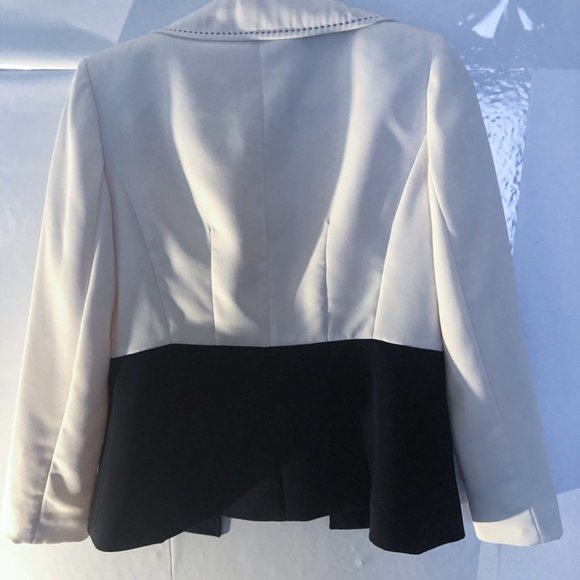 White and Black Dress Jacket and Top - Picture 7 of 10